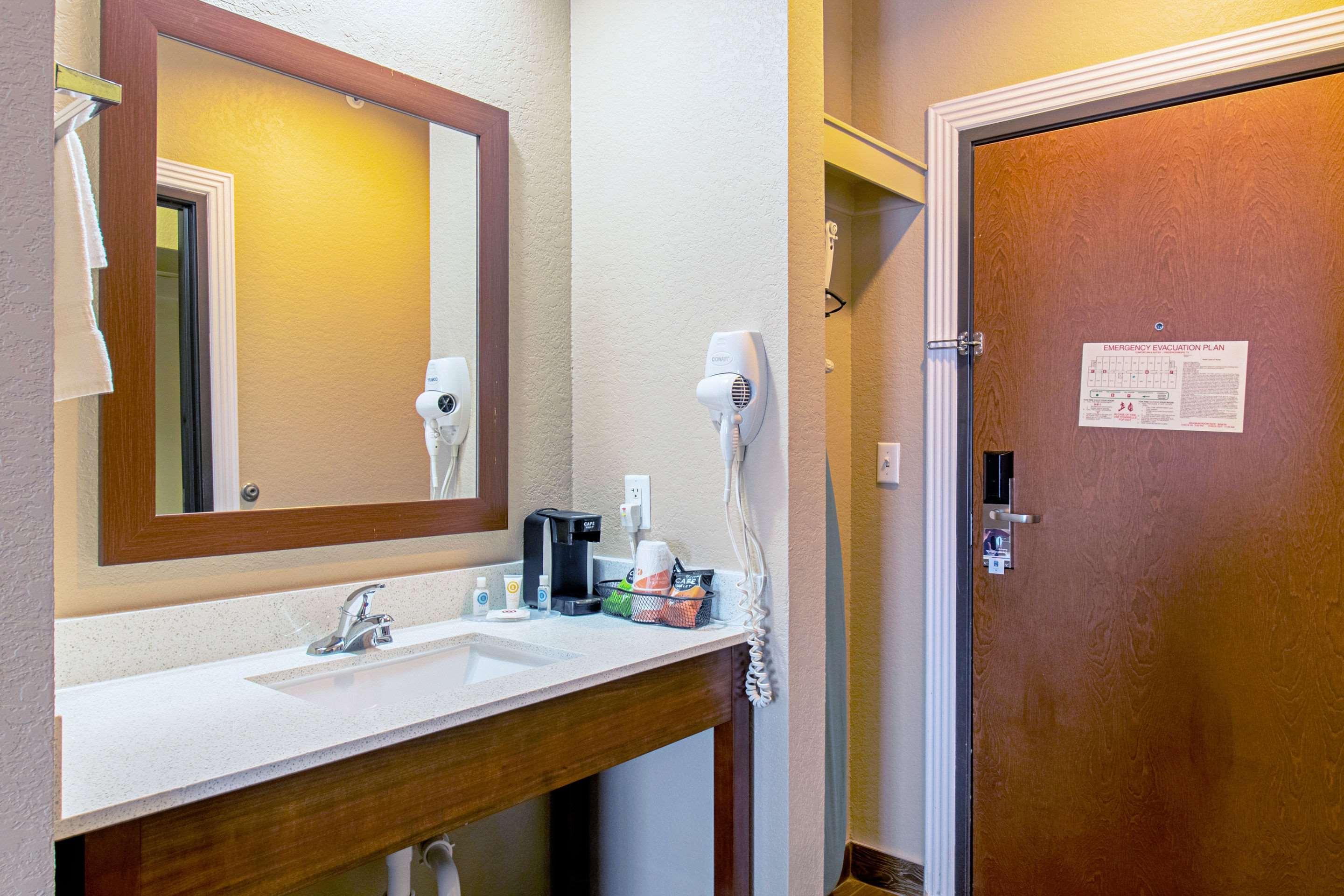 Comfort Inn & Suites And Suites Φρέντερικσμπεργκ Εξωτερικό φωτογραφία