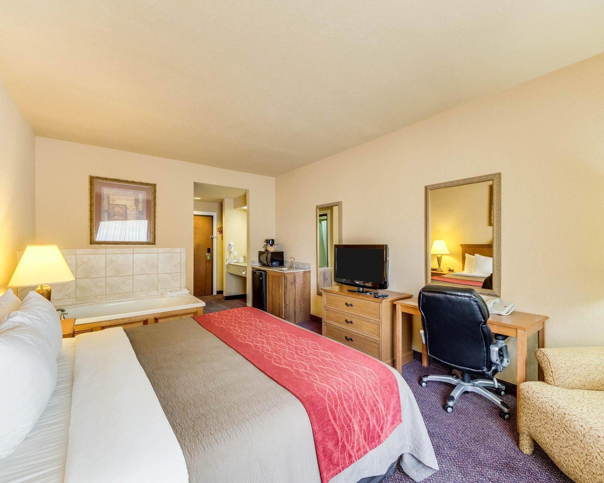 Comfort Inn & Suites And Suites Φρέντερικσμπεργκ Εξωτερικό φωτογραφία